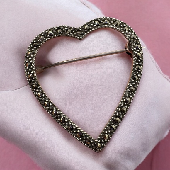 Jewelry - Vintage Sterling Silver Brooch Pin .925‎ Marcasite